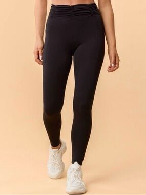 NWT Blogilates Women’s Ruched Waist Leggings